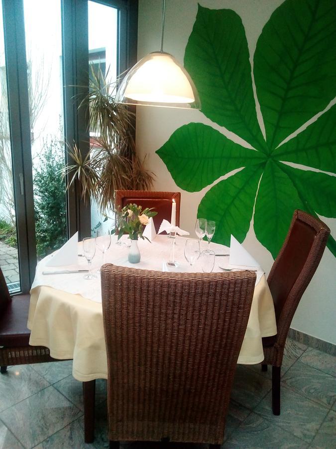 Hotel-Restaurant Goldenes Lamm Dinkelsbühl Esterno foto