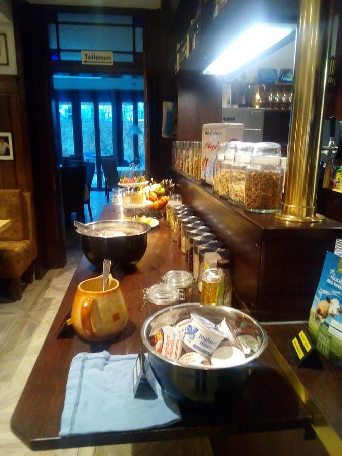 Hotel-Restaurant Goldenes Lamm Dinkelsbühl Esterno foto