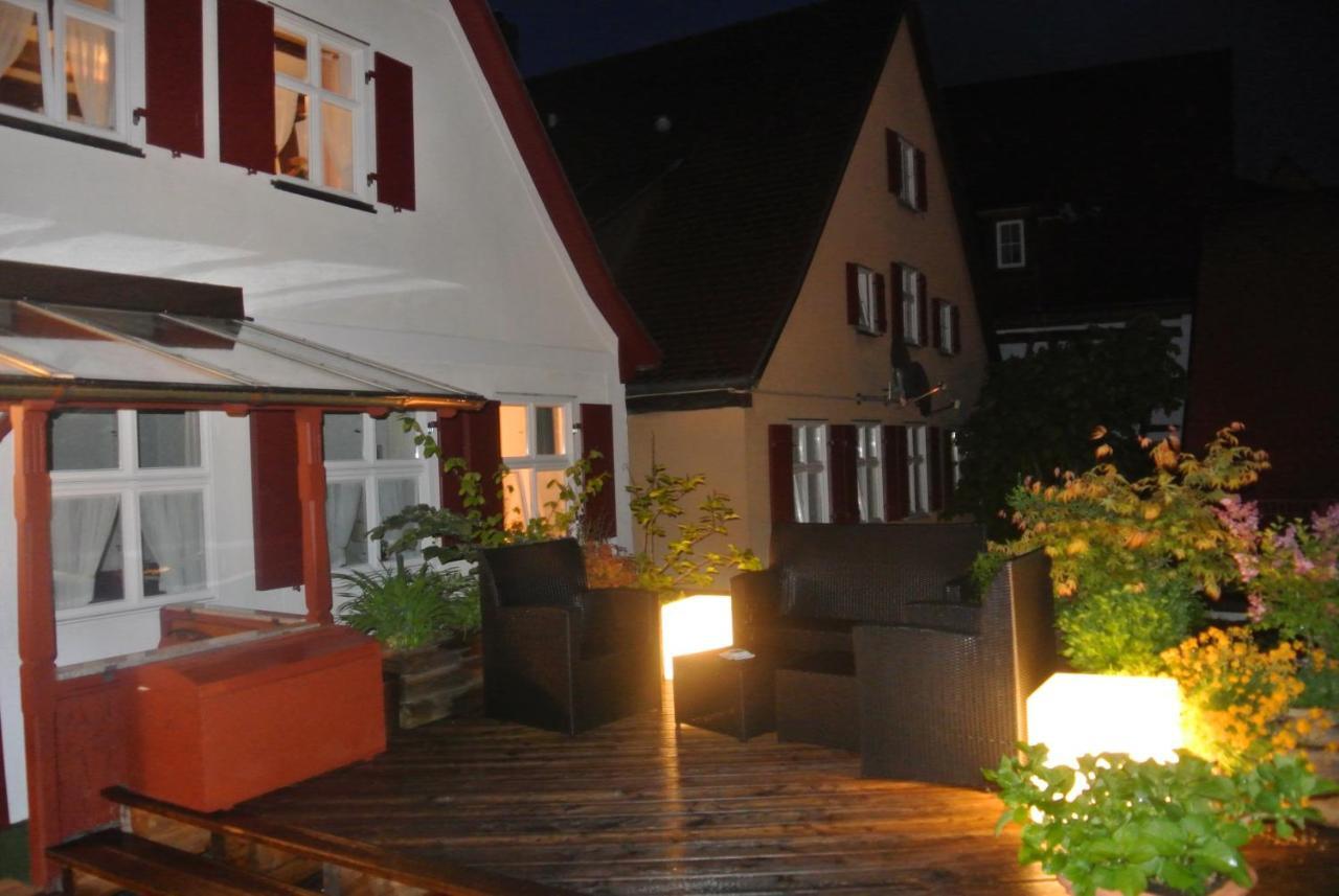 Hotel-Restaurant Goldenes Lamm Dinkelsbühl Esterno foto