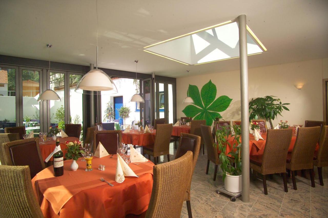 Hotel-Restaurant Goldenes Lamm Dinkelsbühl Esterno foto